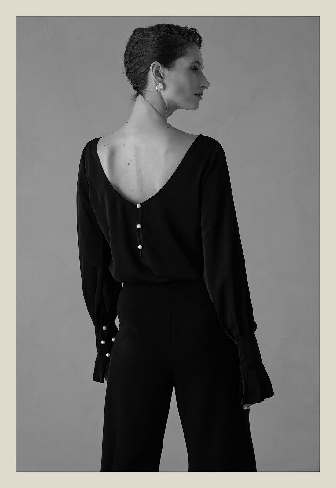 Nia blouse, close view, black and white