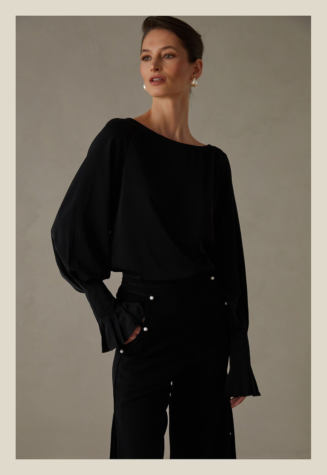 Nia blouse, close view, colour