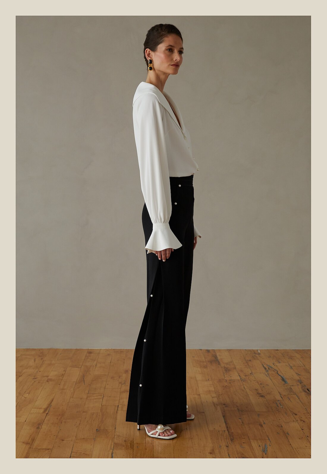 Simone trouser, full silhouette, colour